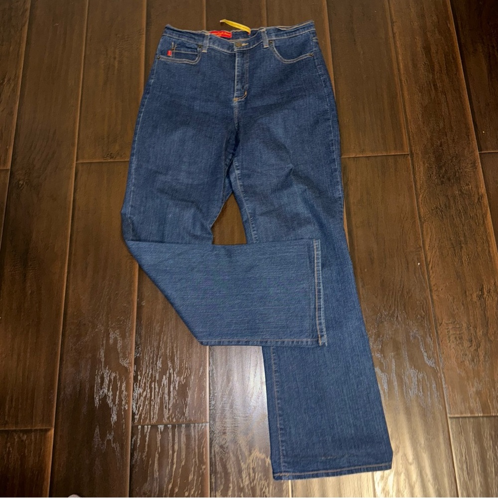 NYDJ Tummy Tuck Bootcut Jeans Women’s Size 8